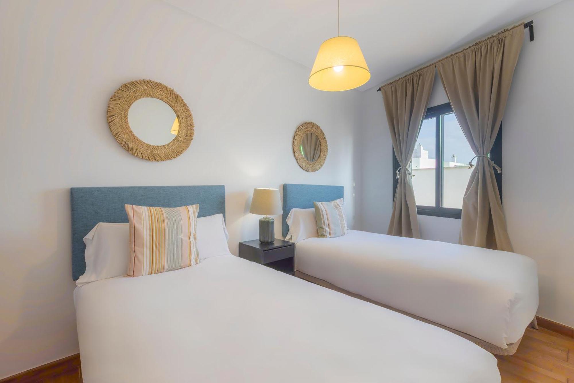 Apartamentos Moon Dreams Puerto 엘푸에르토데산타마리아 외부 사진