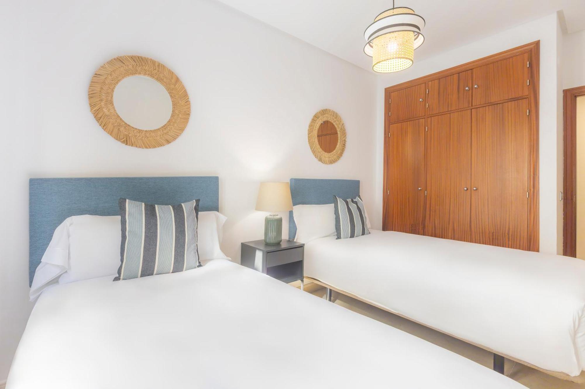 Apartamentos Moon Dreams Puerto 엘푸에르토데산타마리아 외부 사진